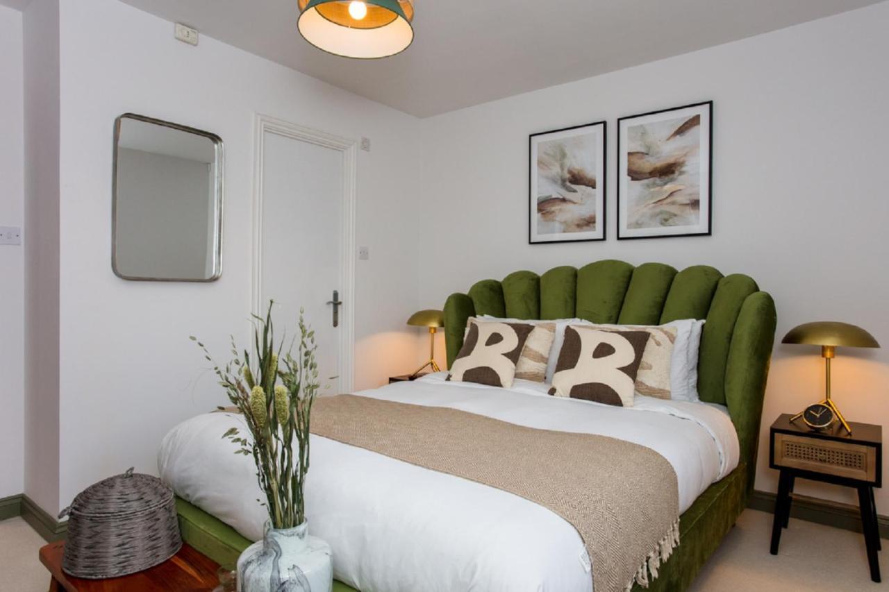 The Sparkford Gardens - Lovely 2Bdr With Balcony London Ngoại thất bức ảnh